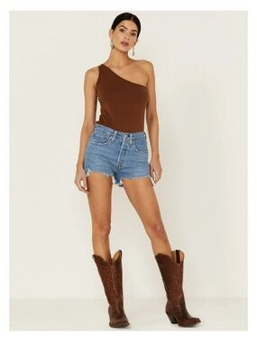 Levi's Women's 501 Medium Wash High Rise Denim Shorts Sz 27